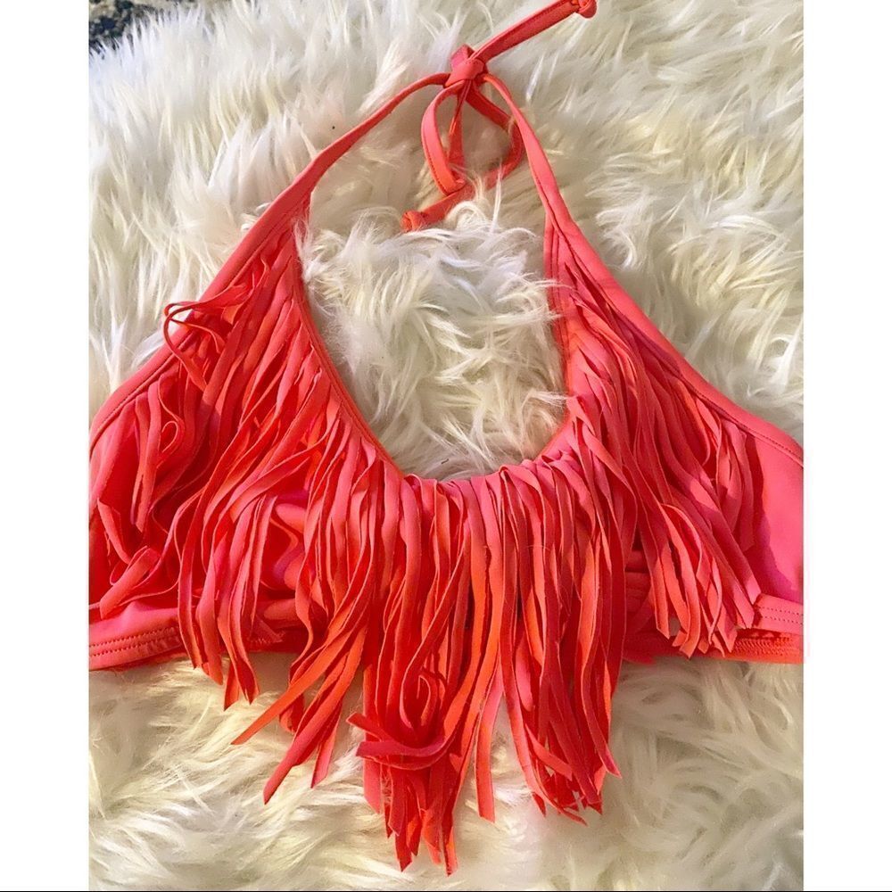 ✨ H&M fringe bikini top✨ - Picture 2 of 4